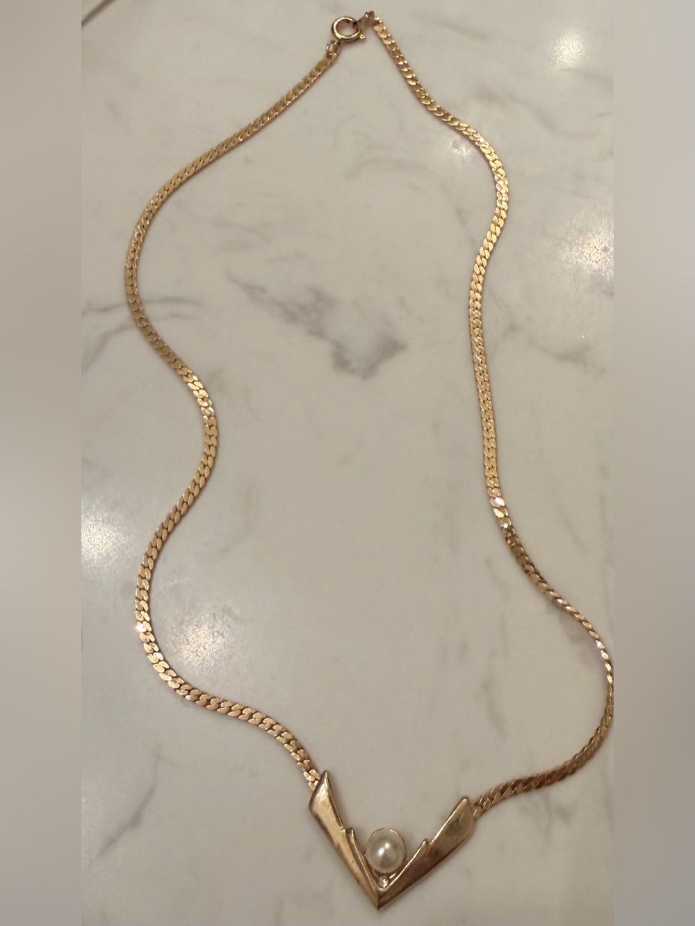 Vintage Gold Tone V-Shaped Necklace with Pearl Accent